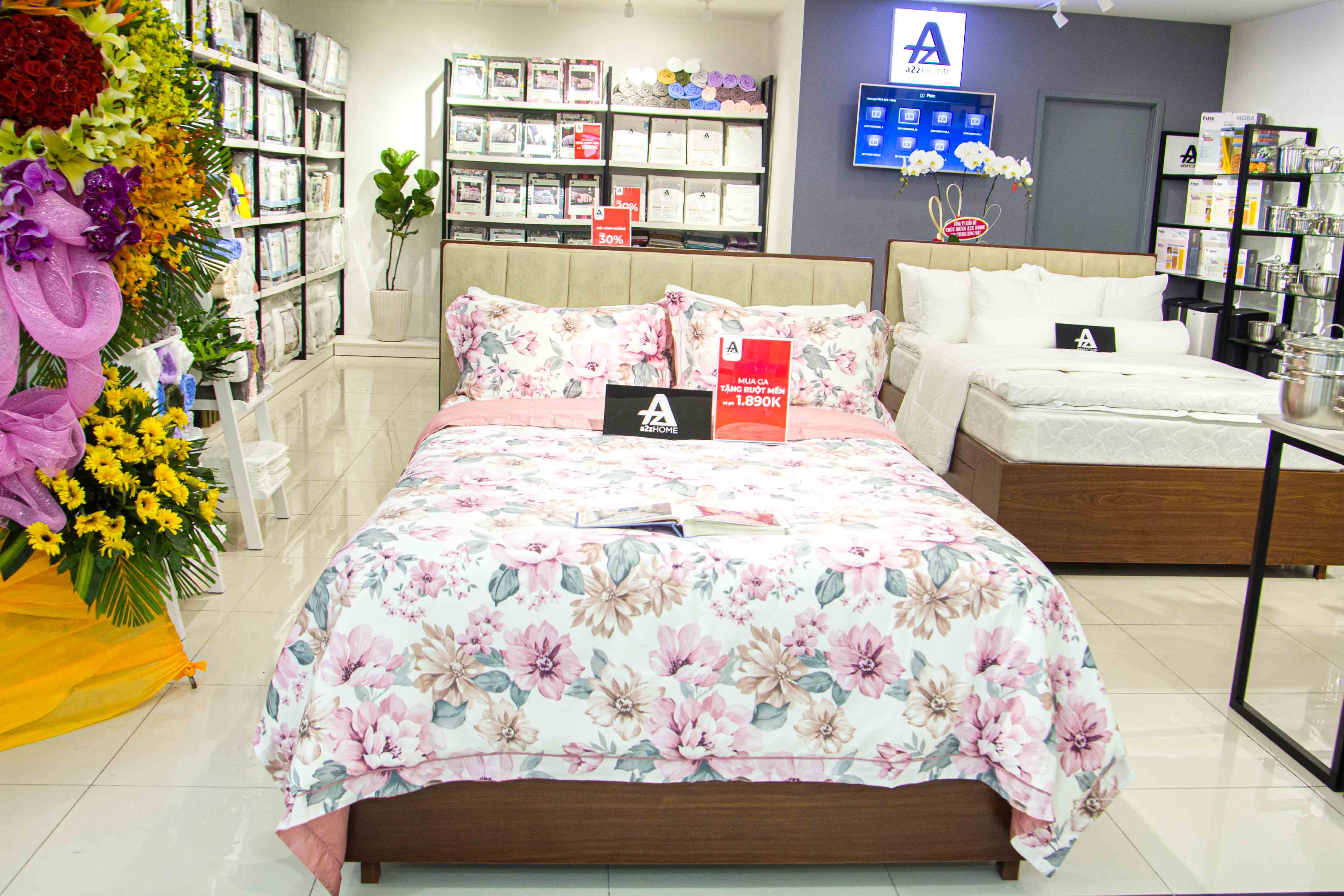 thiet-ke-thi-cong-showroom-a2zhome